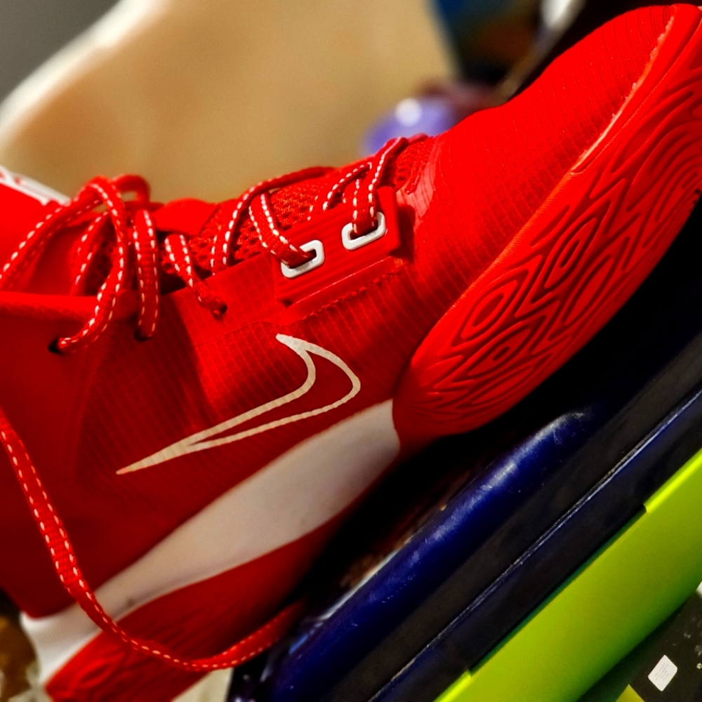 Nike Kyrie Flytrap 4 Sneaker Red White Basketball Shoes
